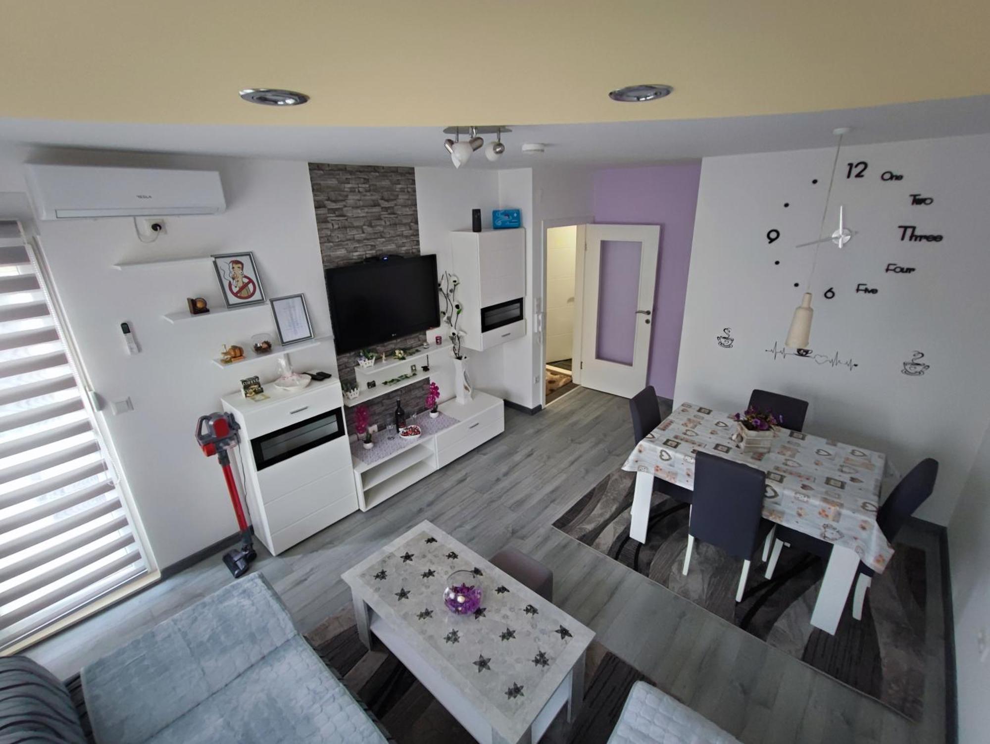 Stan Na Dan Apartman Krisfil Prnjavor Esterno foto